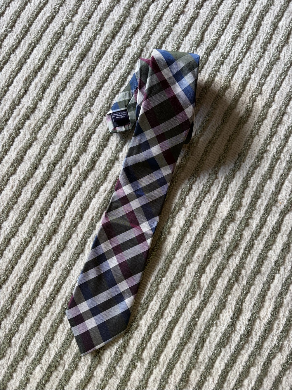 100% Silk Men's Plaid Necktie in Navy, Gray and Burgundy